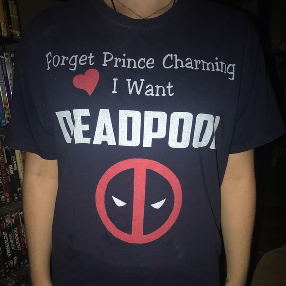 Marvel t shirt - Picture 1 of 2
